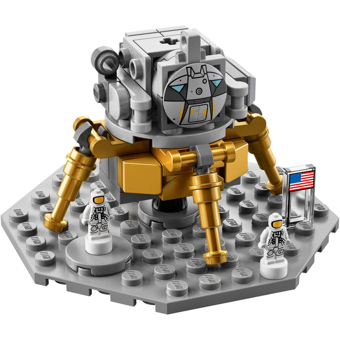 LEGO 21309 Ideas NASA Apollo Saturn V