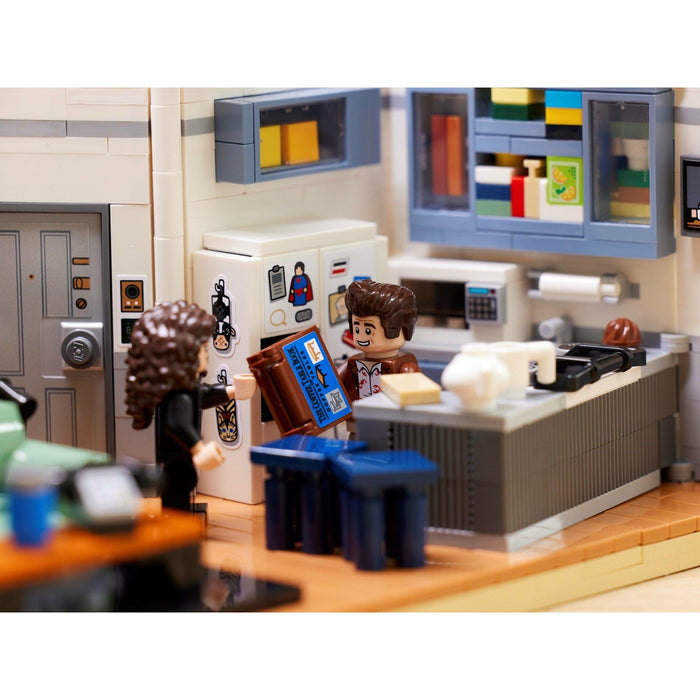 LEGO Ideas 21328 Seinfeld Apartment Scene