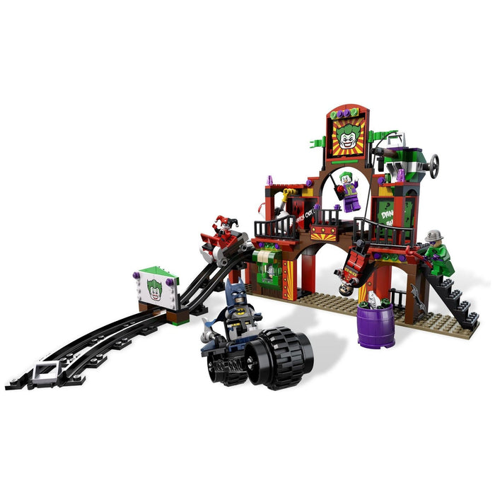 LEGO 6857 Super Heroes The Dynamic Duo's Funhouse Escape