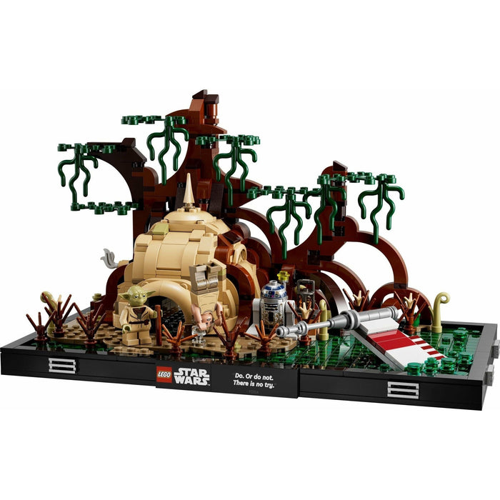 LEGO Star Wars 75330 Dagobah Jedi Training Diorama